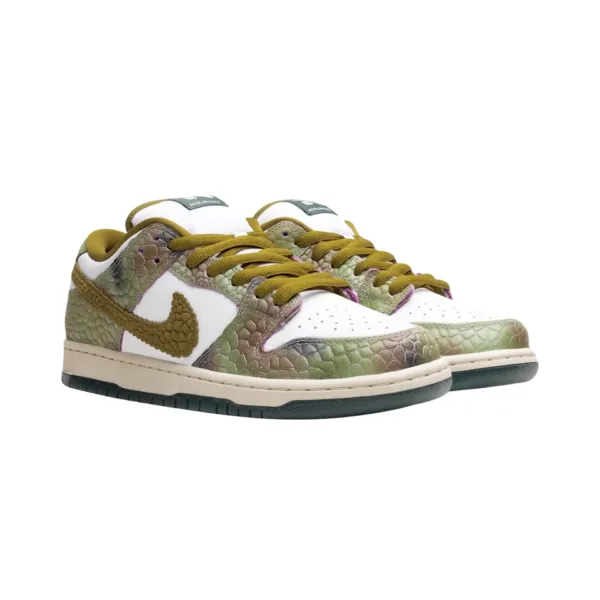 Nike SB Dunk Low Alexis Sablone Chameleon