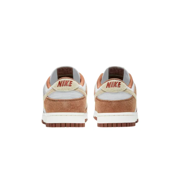Nike Dunk Low Medium Curry