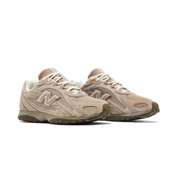 New Balance 204L